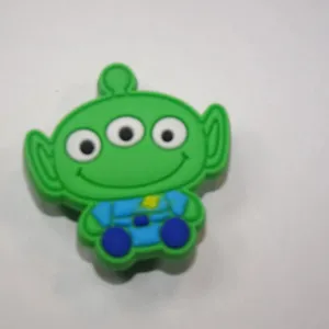 Aliens Sitting Shoe Charm