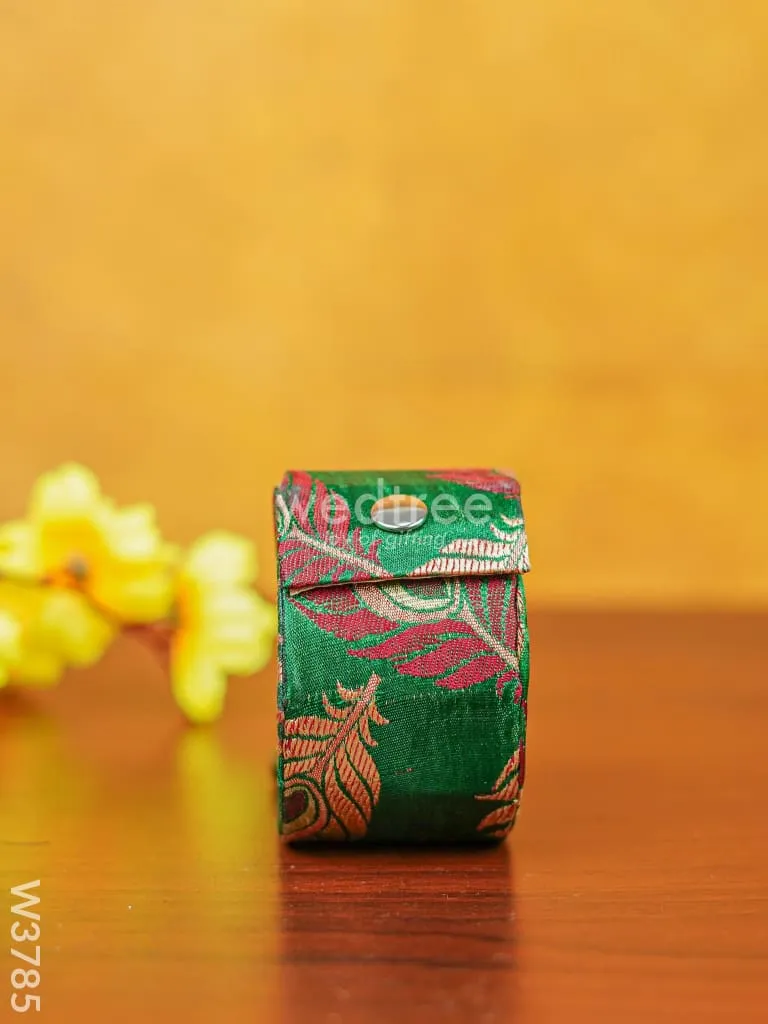 Bangle Holder With Peacock Feather Design Mini - W3785