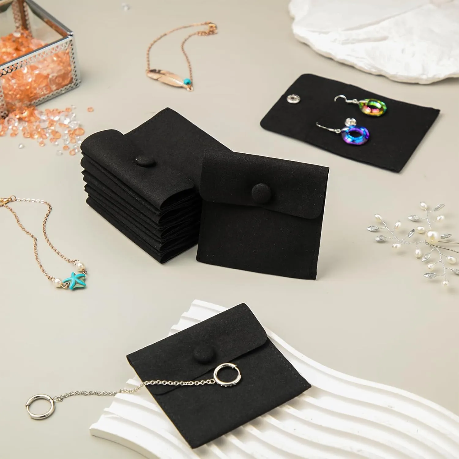 Bonuci Microfiber Jewelry Pouch 8x8cm, Jewelry Packaging Bag Luxury Small Gift Bags Package Snap Button with Divider Microfiber Bag for Bracelet Necklace Packaging