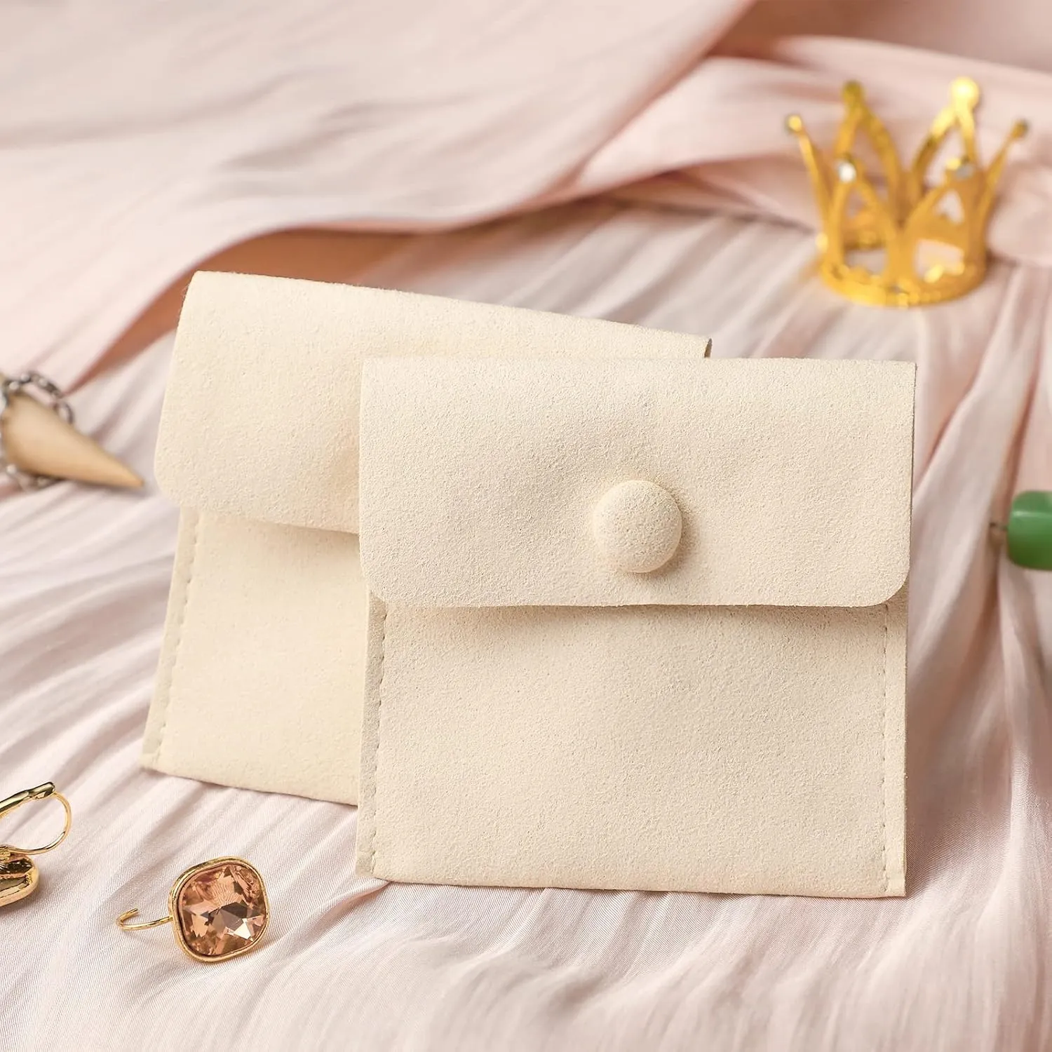 Bonuci Microfiber Jewelry Pouch 8x8cm, Jewelry Packaging Bag Luxury Small Gift Bags Package Snap Button with Divider Microfiber Bag for Bracelet Necklace Packaging