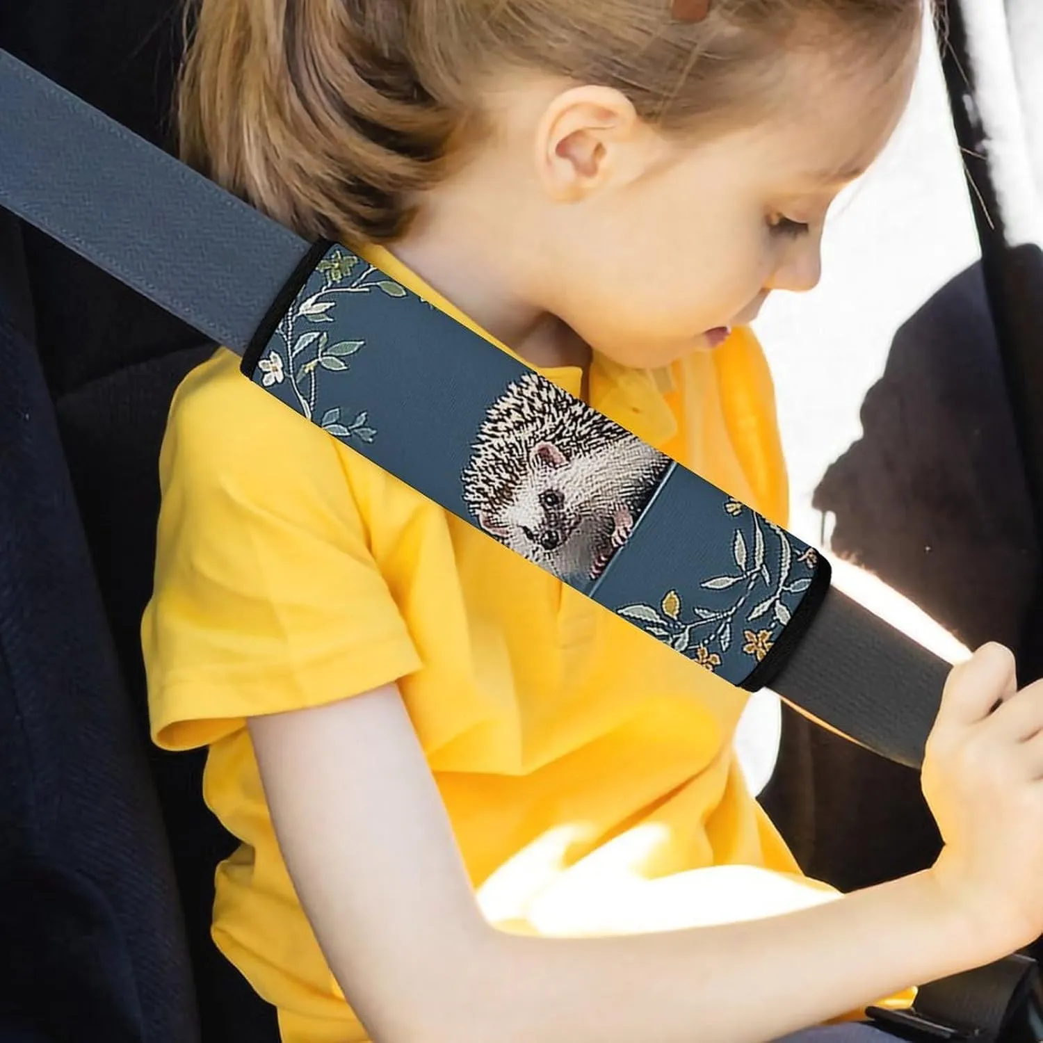 Cute Little Hedgehog Auto Seat Belt Cover 1PCS Universal Car Seat Belt Shoulder Protector Pad, Protect Your Shoulders and Neck for Car Seat Belt, Shoulder Bag, Backpack