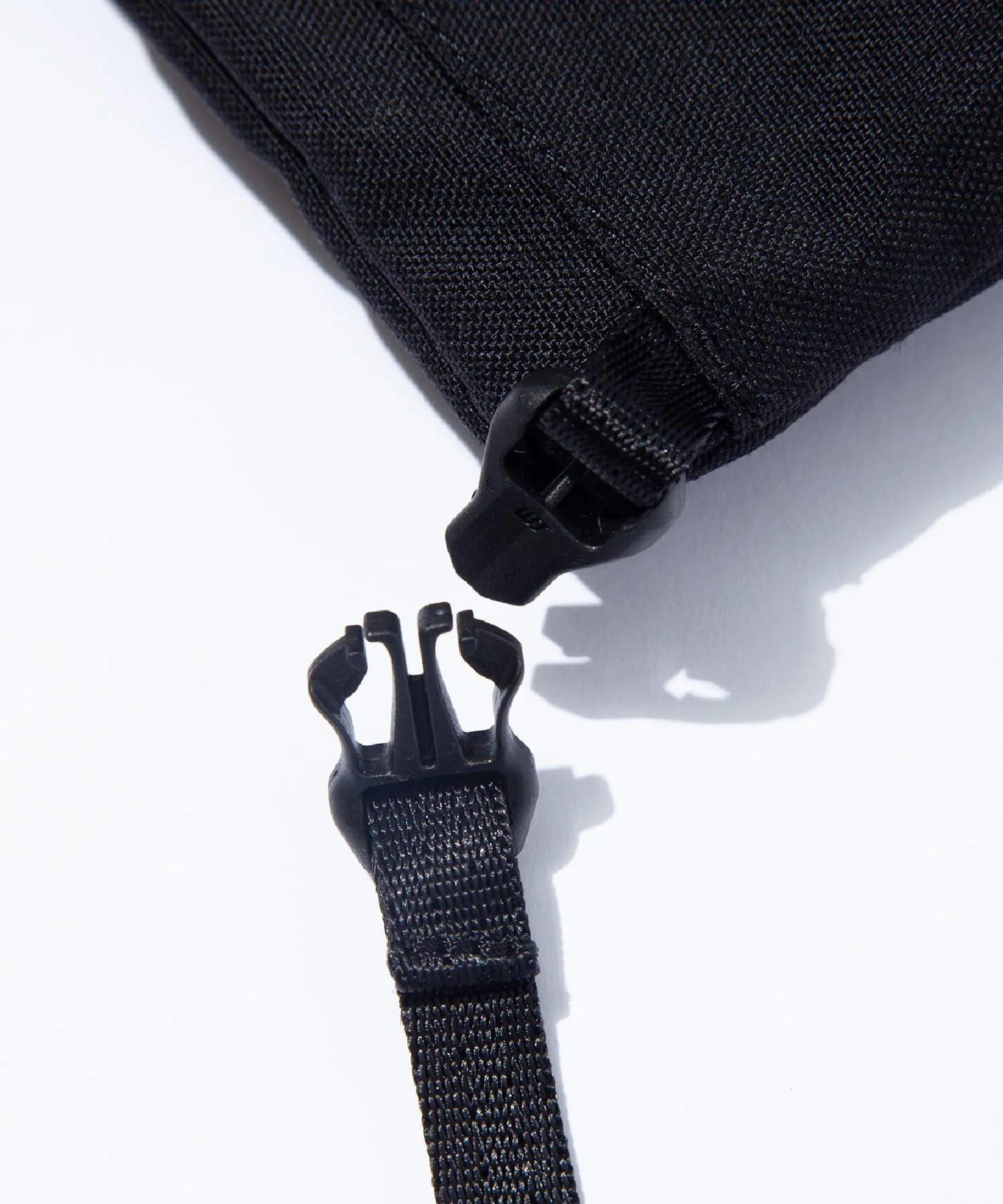 F/CE. CORDURA FIRE RESISTANT VERTICAL POUCH [ FFR34233B0001 ]