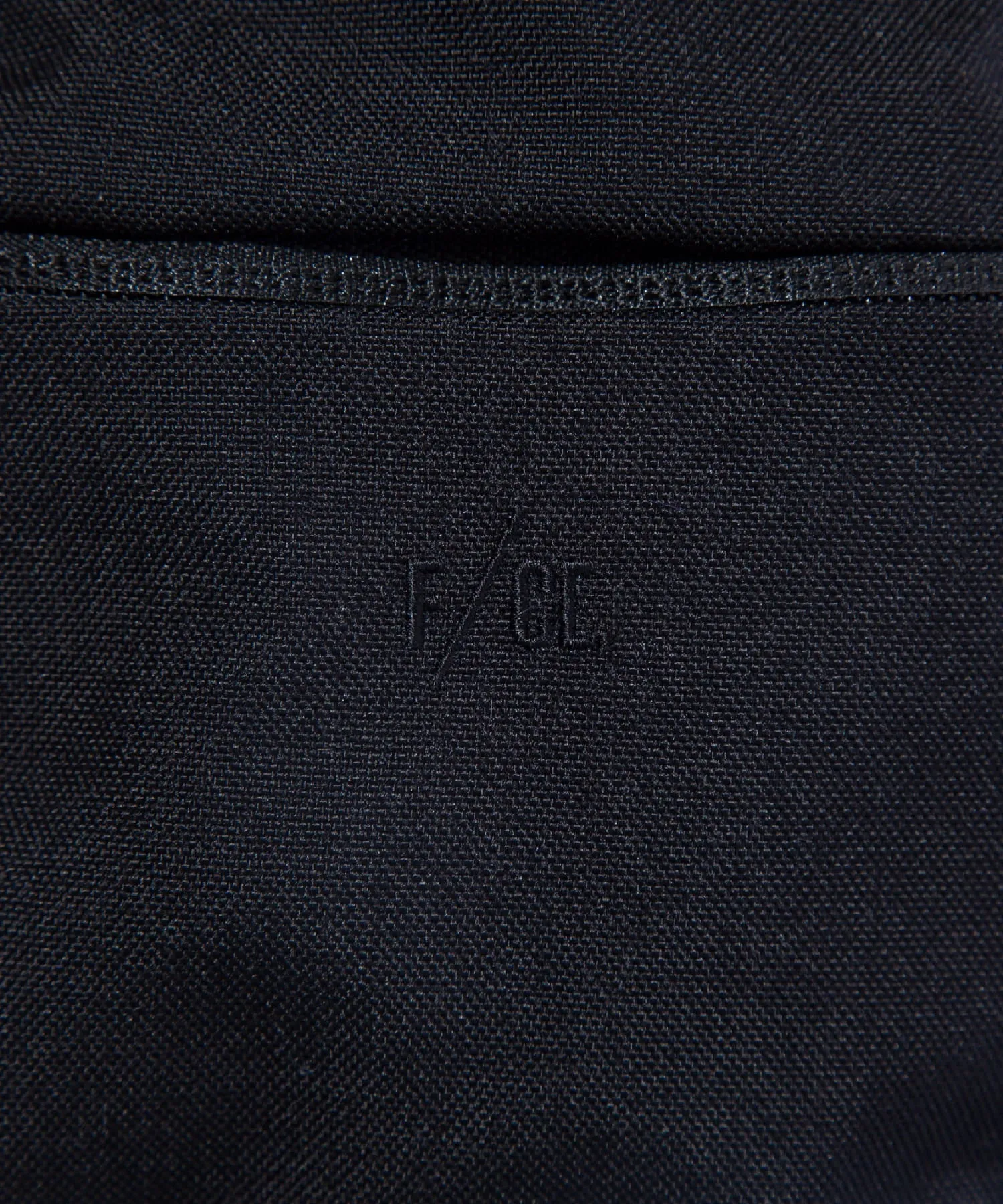 F/CE. CORDURA FIRE RESISTANT VERTICAL POUCH [ FFR34233B0001 ]