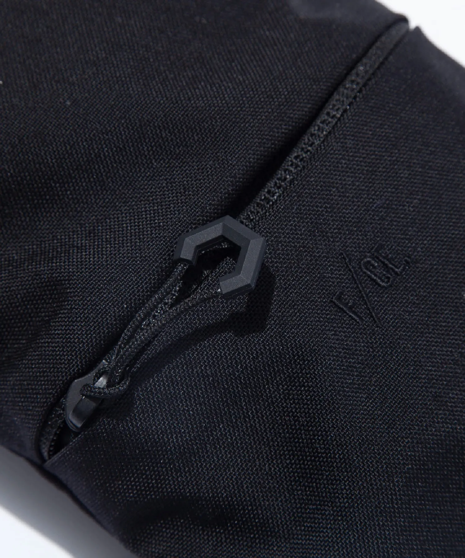 F/CE. CORDURA FIRE RESISTANT VERTICAL POUCH [ FFR34233B0001 ]