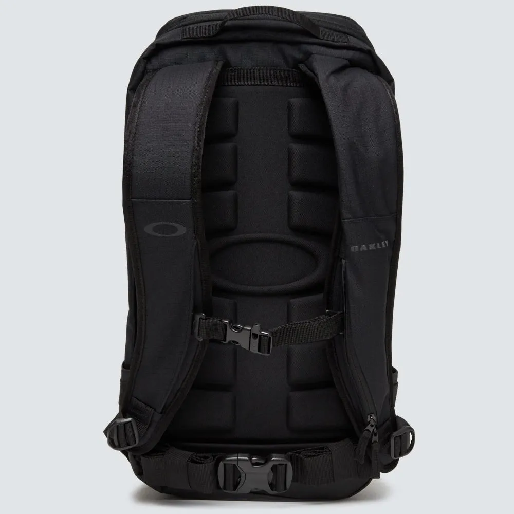 PEAK RC 18L BACKPACK FOS901063 OAKLEY BACKPACKS