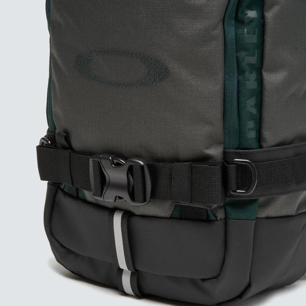 PEAK RC 25L BACKPACK FOS901032 OAKLEY BACKPACKS
