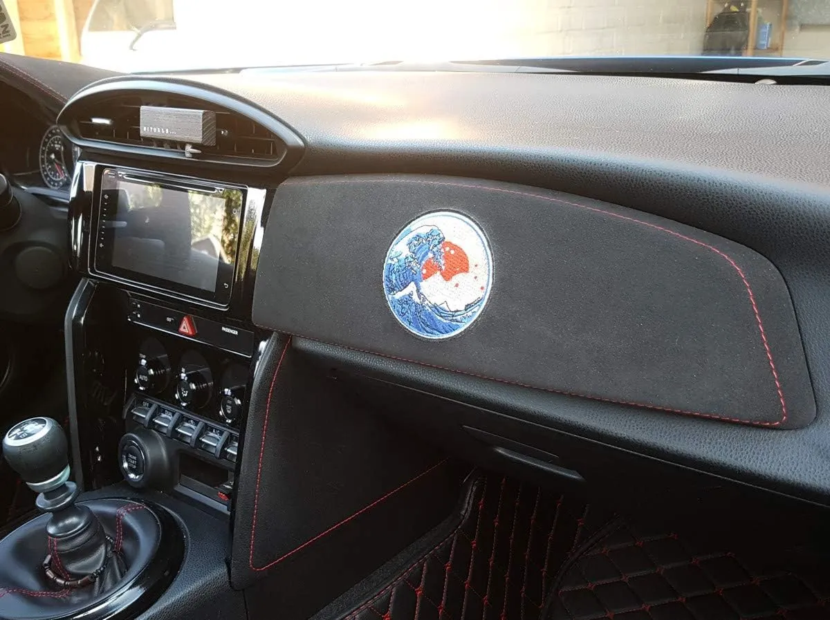 RedlineGoods Dash pad Cover Compatible with Toyota GT86 2017-20. Tailor Made - not Universal. Genuine top-Grade Italian Black Leather with Red Thread