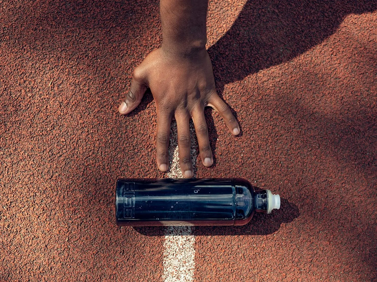 SIGG - Tritan Sports Water Bottle - Feel Anthracite - With Silicone Mouthpiece - Leakproof - Featherweight - Dishwasher Safe - BPA Free - 20 Oz