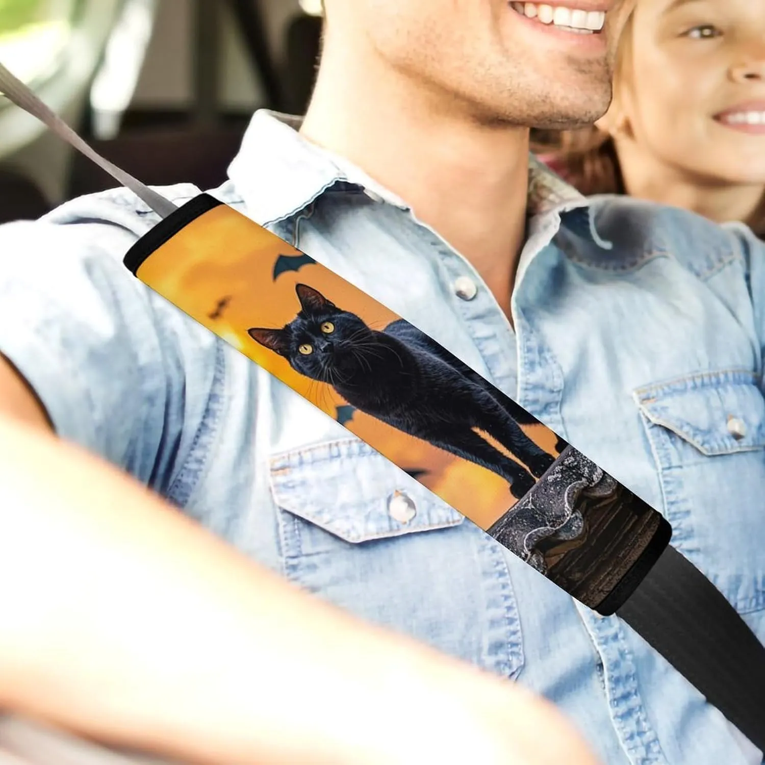 The Black Cat is Pacing on The Roof Auto Seat Belt Cover 2PCS Universal Car Seat Belt Shoulder Protector Pad, Protect Your Shoulders and Neck for Car Seat Belt, Shoulder Bag, Backpack