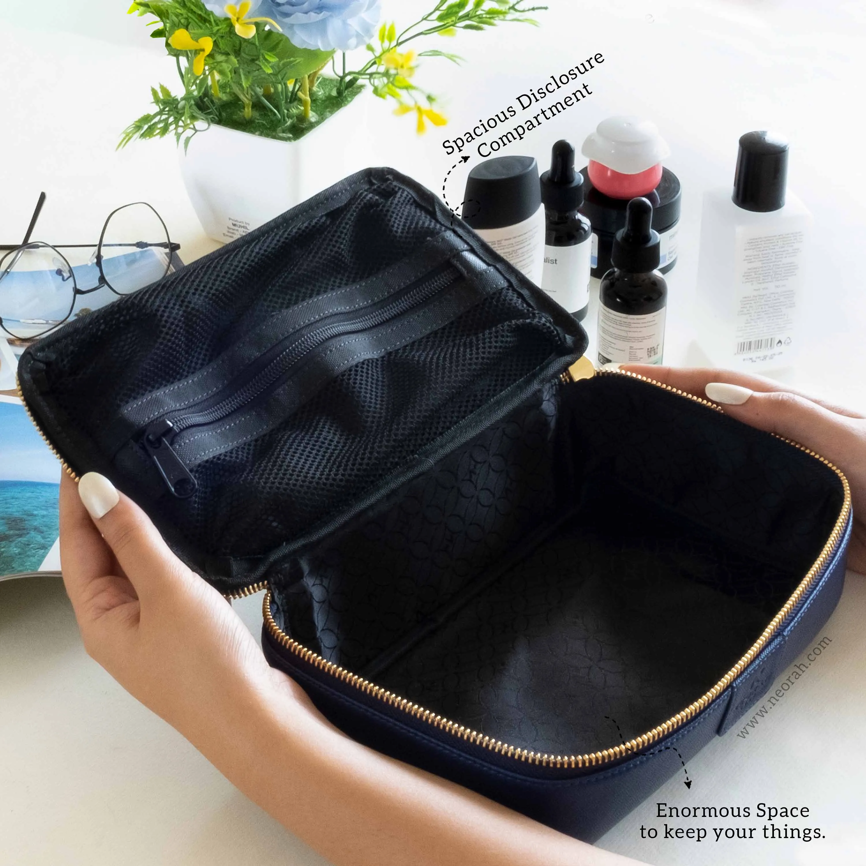 TRAVEL ORGANISER POUCH