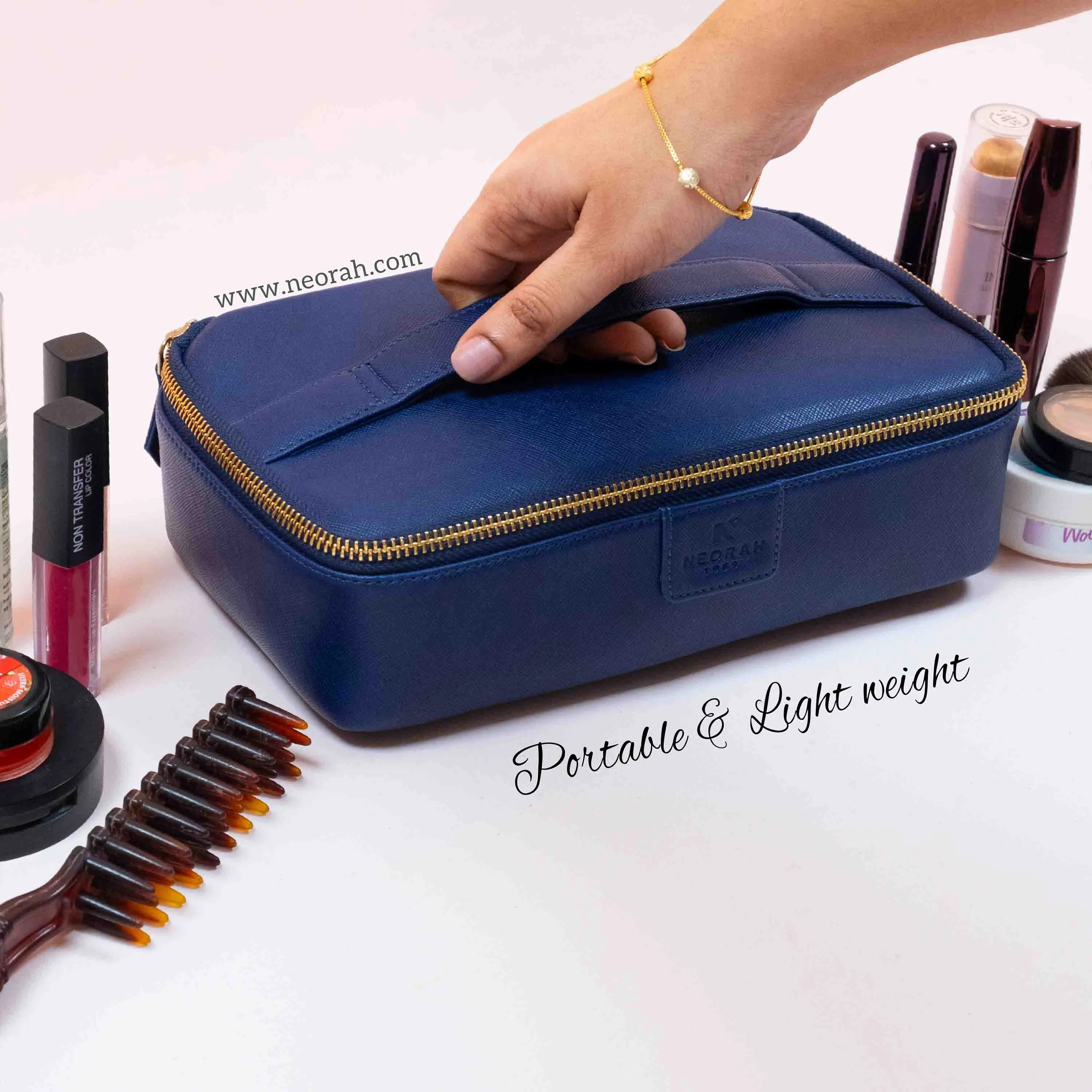 TRAVEL ORGANISER POUCH