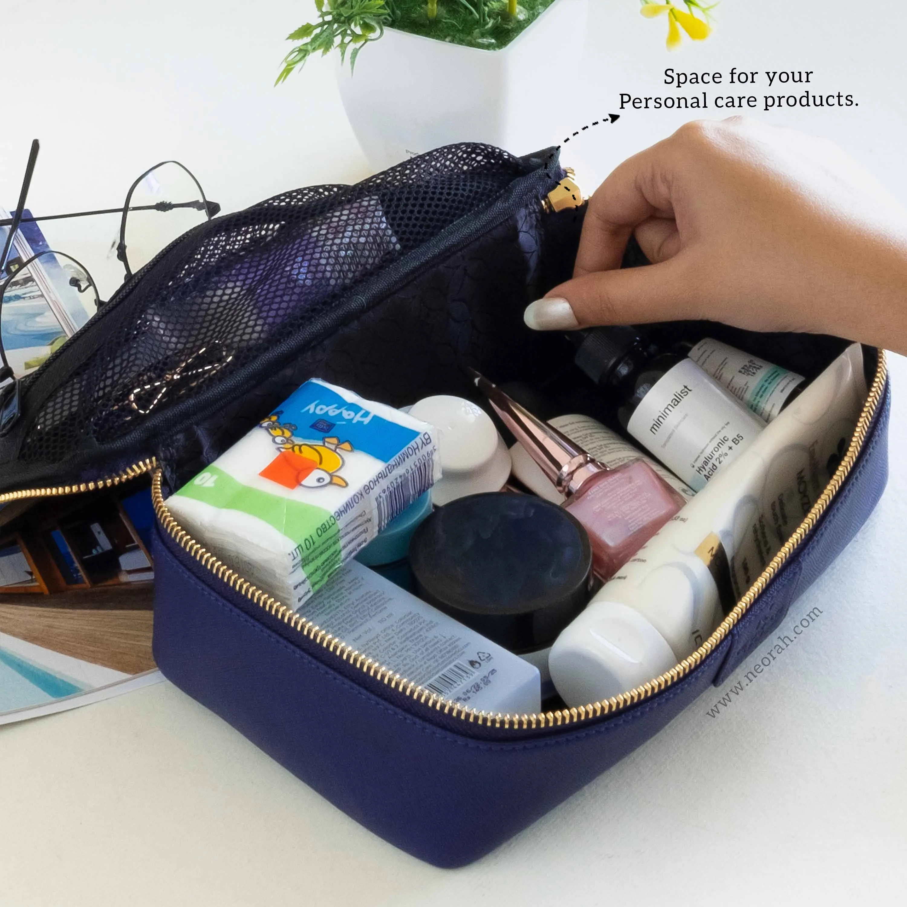 TRAVEL ORGANISER POUCH