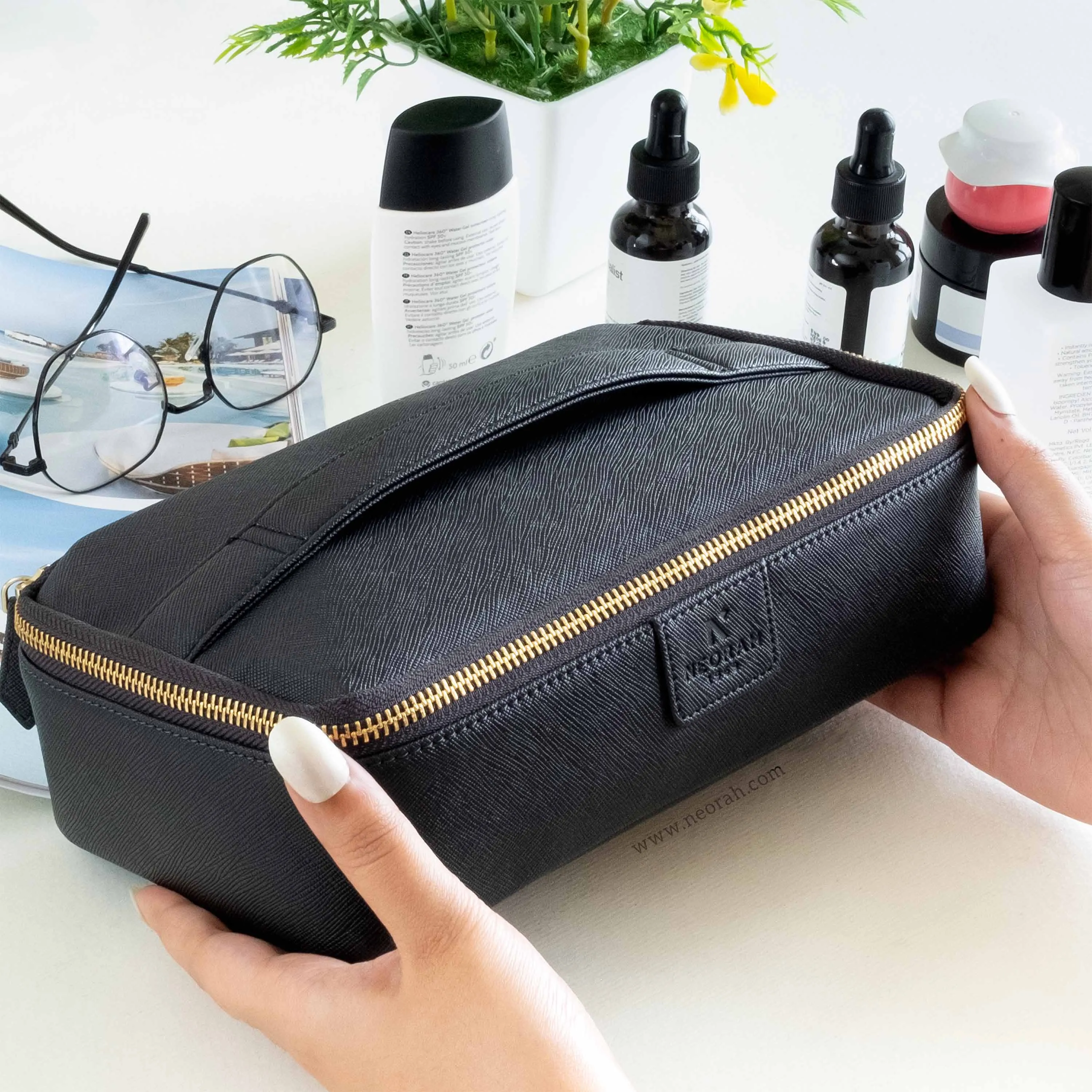 TRAVEL ORGANISER POUCH