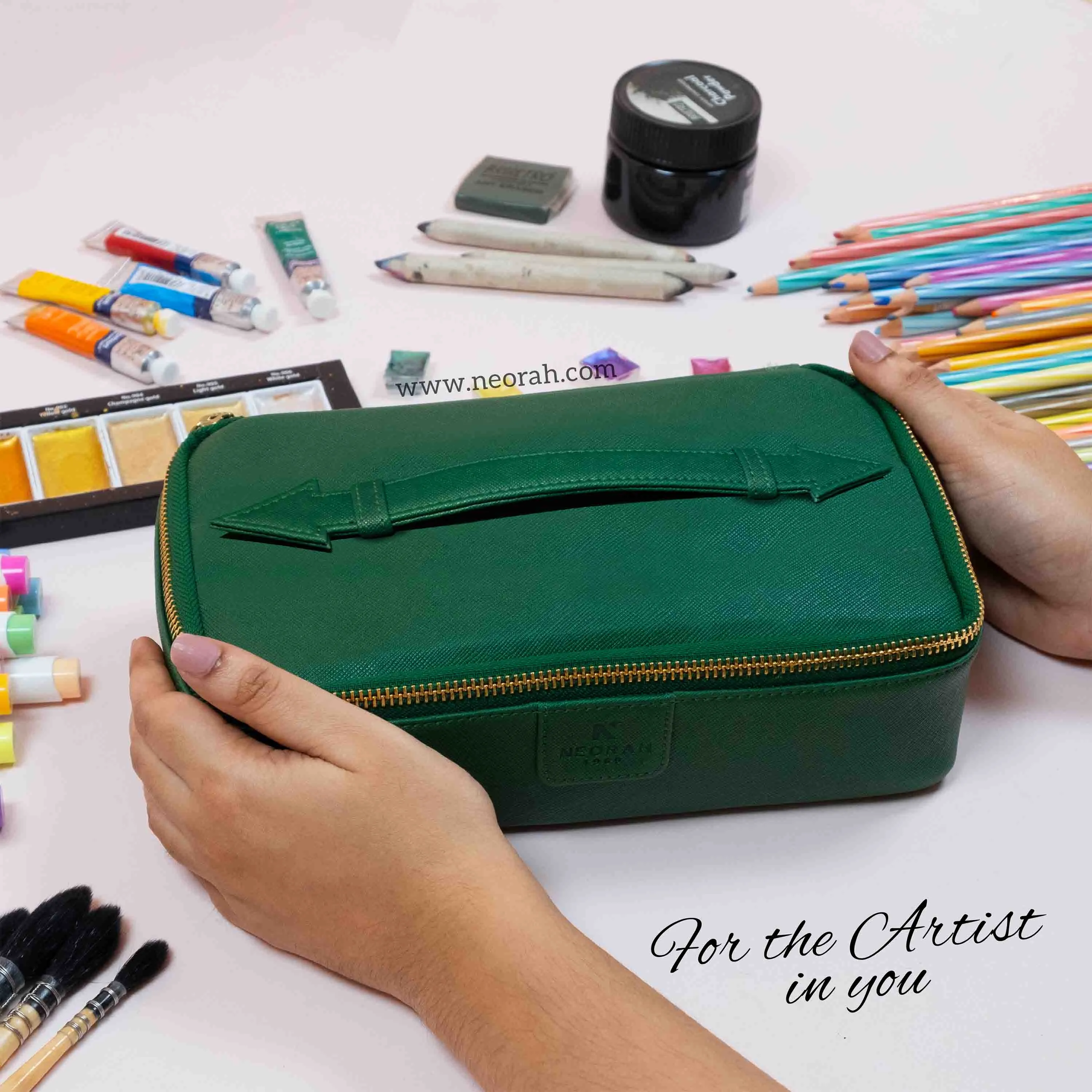 TRAVEL ORGANISER POUCH