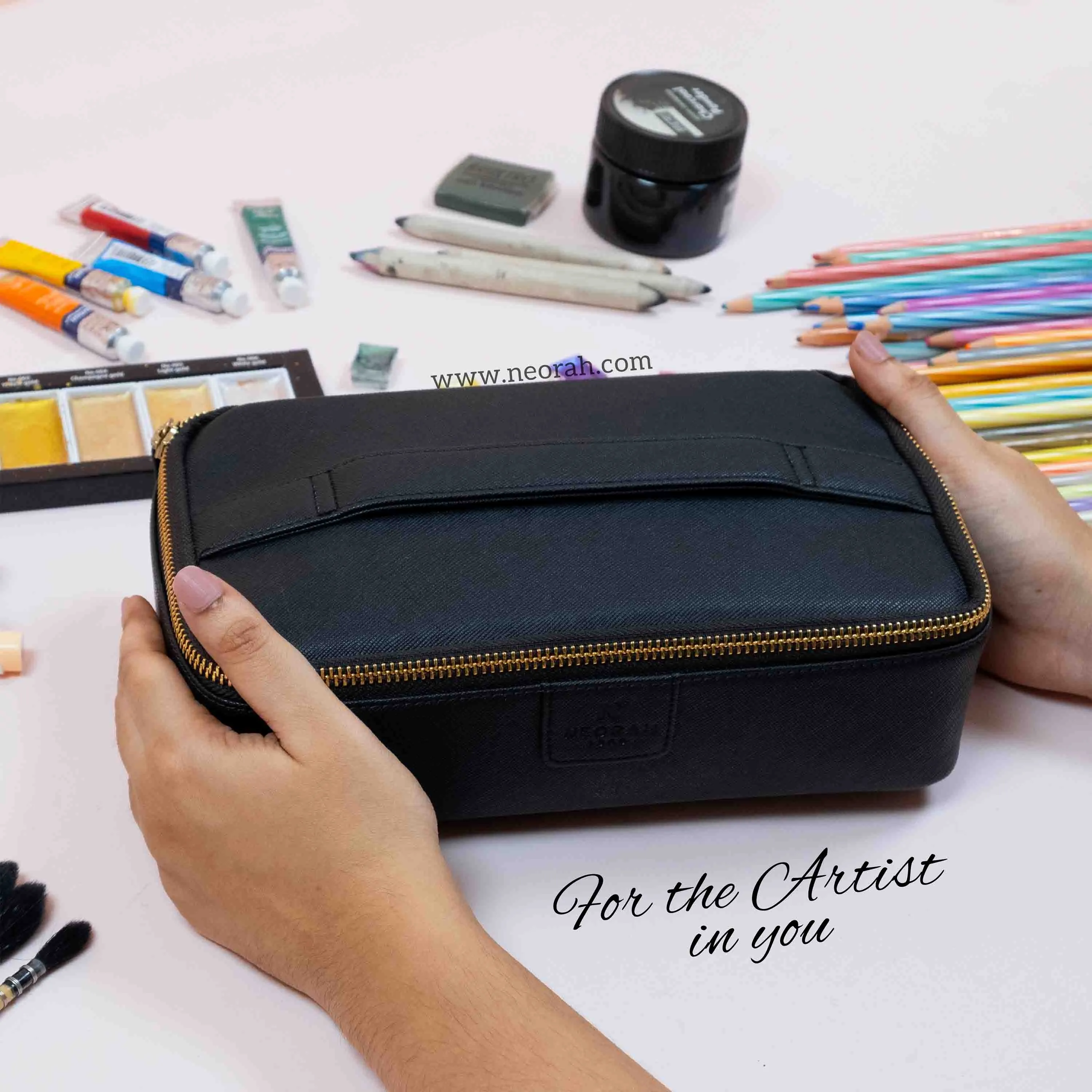 TRAVEL ORGANISER POUCH