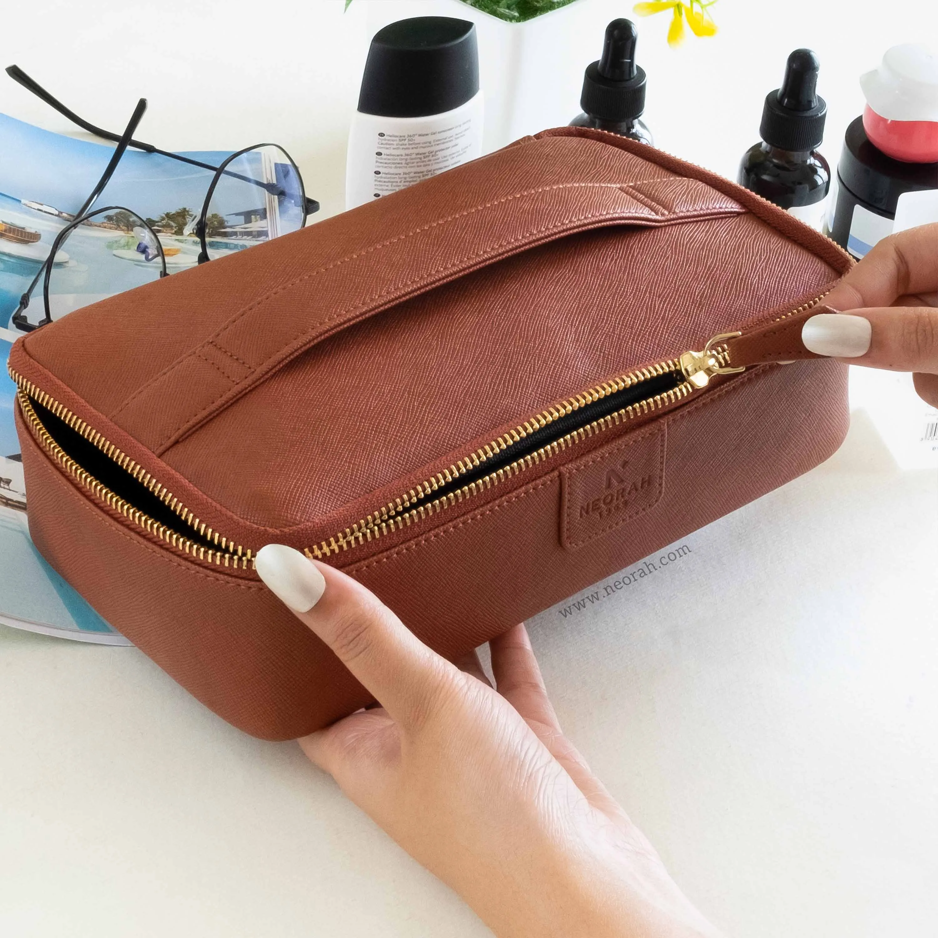 TRAVEL ORGANISER POUCH