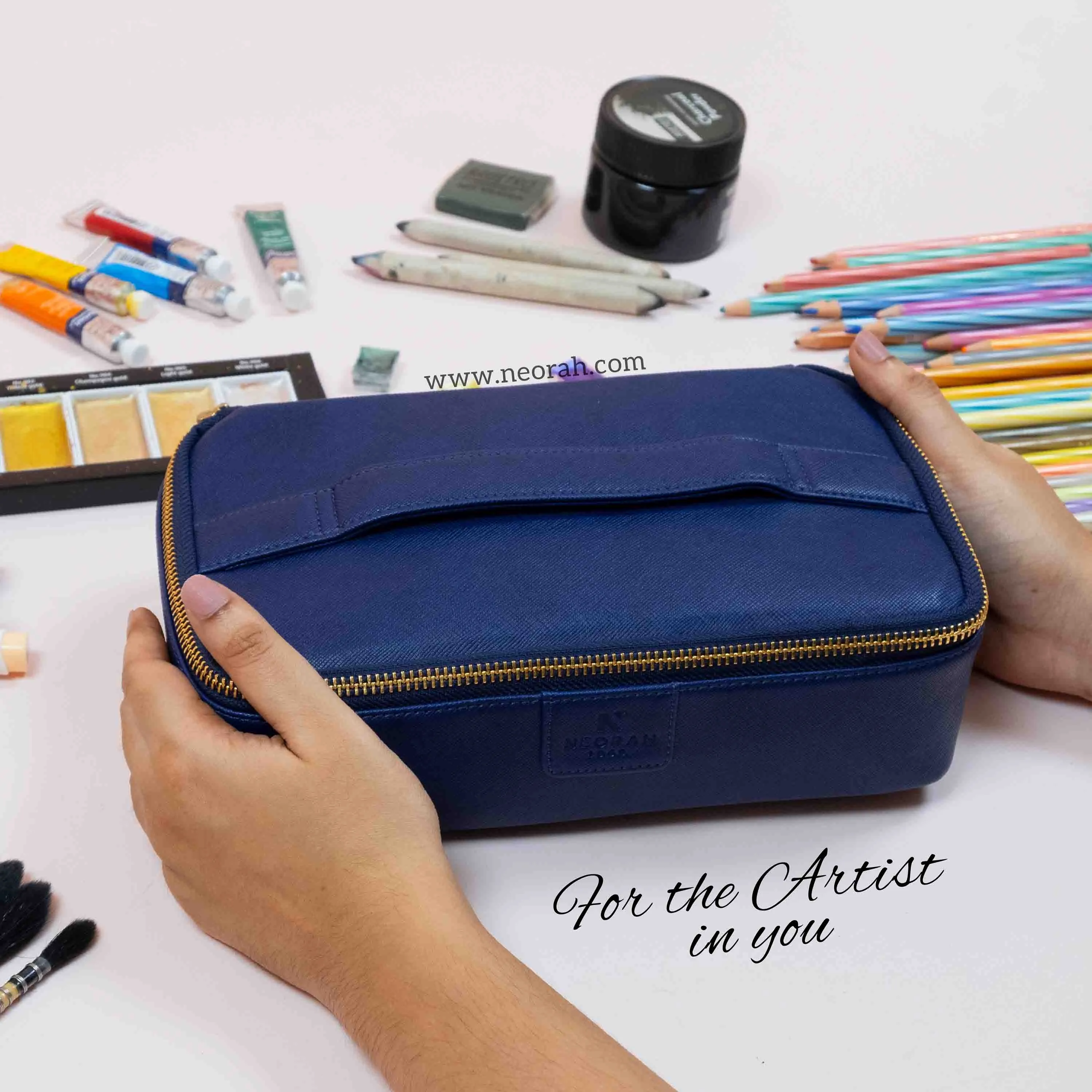 TRAVEL ORGANISER POUCH