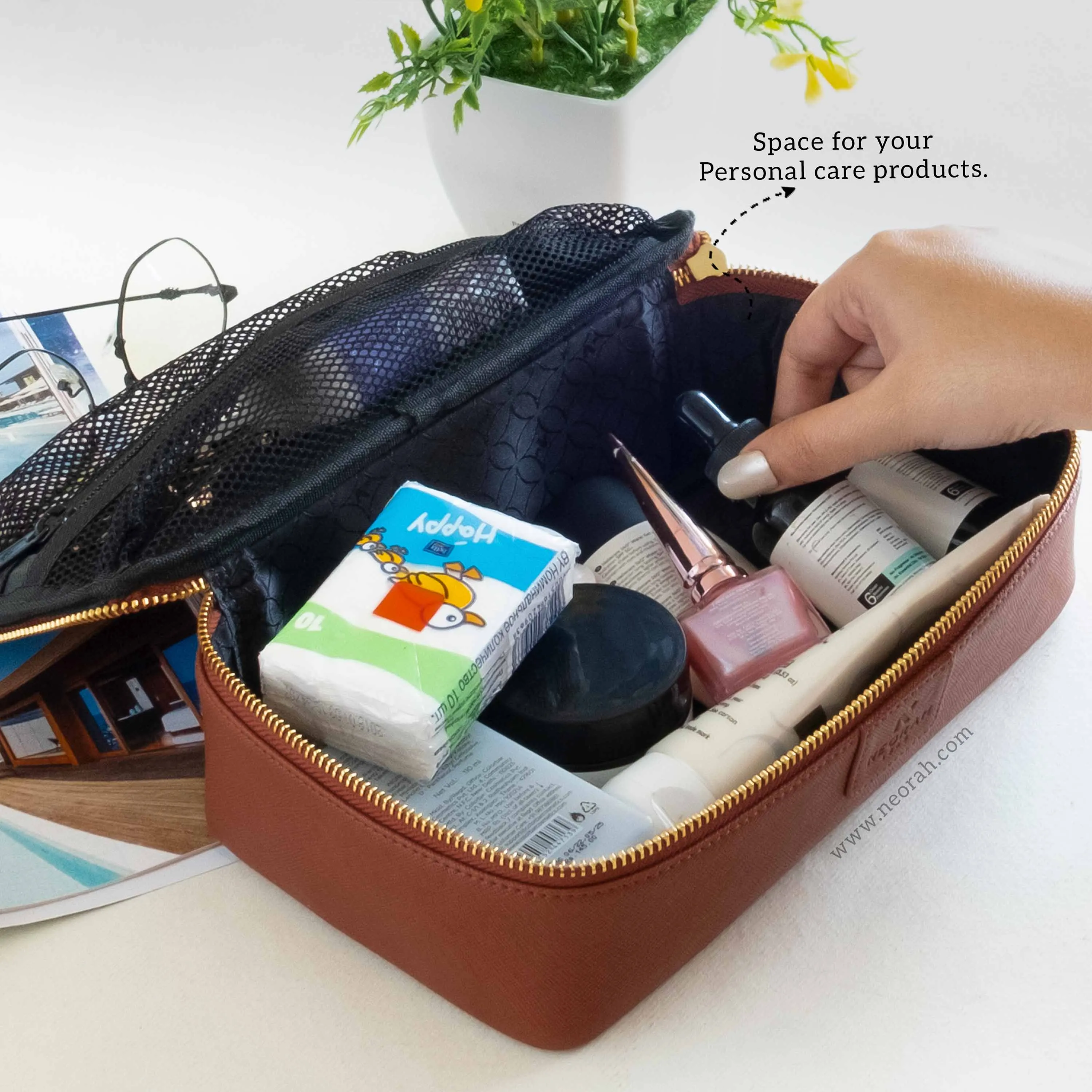 TRAVEL ORGANISER POUCH