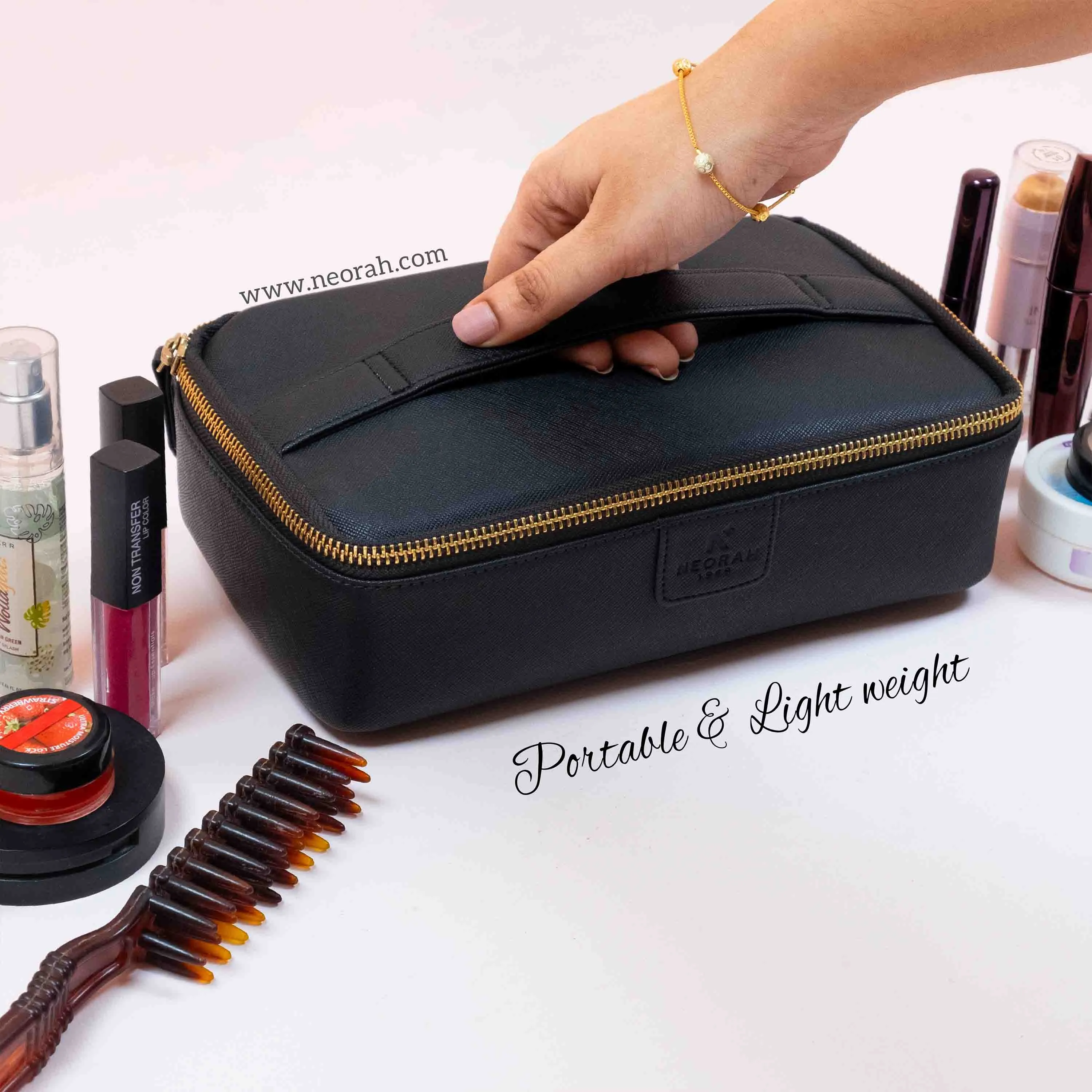 TRAVEL ORGANISER POUCH