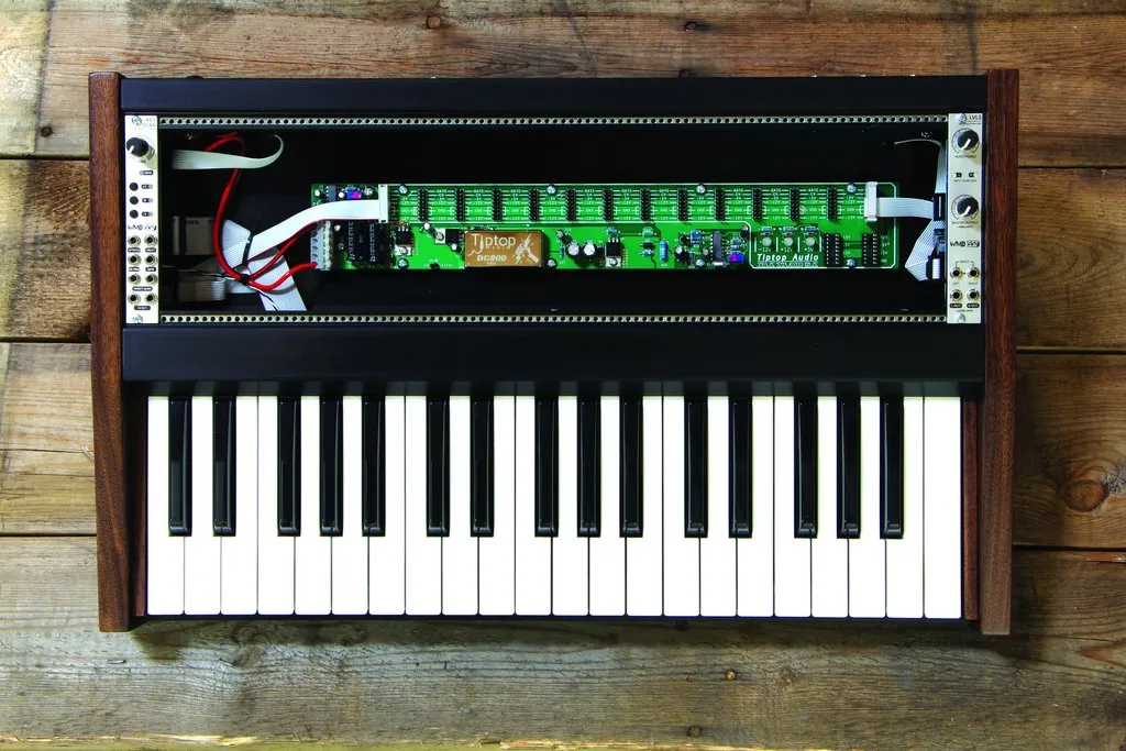 WMD SSF Super 37 Monolith keyboard/eurorack enclosure, mint condition