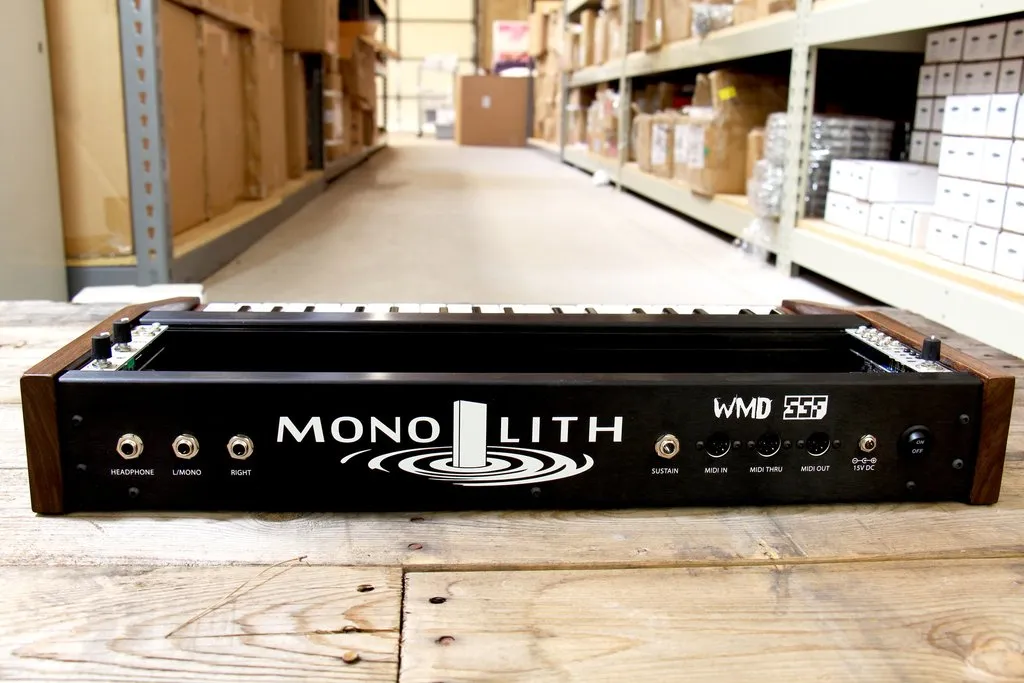 WMD SSF Super 37 Monolith keyboard/eurorack enclosure, mint condition