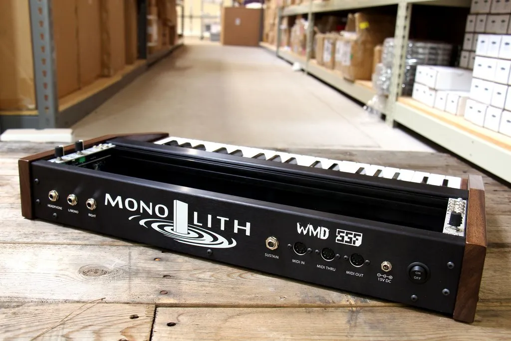 WMD SSF Super 37 Monolith keyboard/eurorack enclosure, mint condition