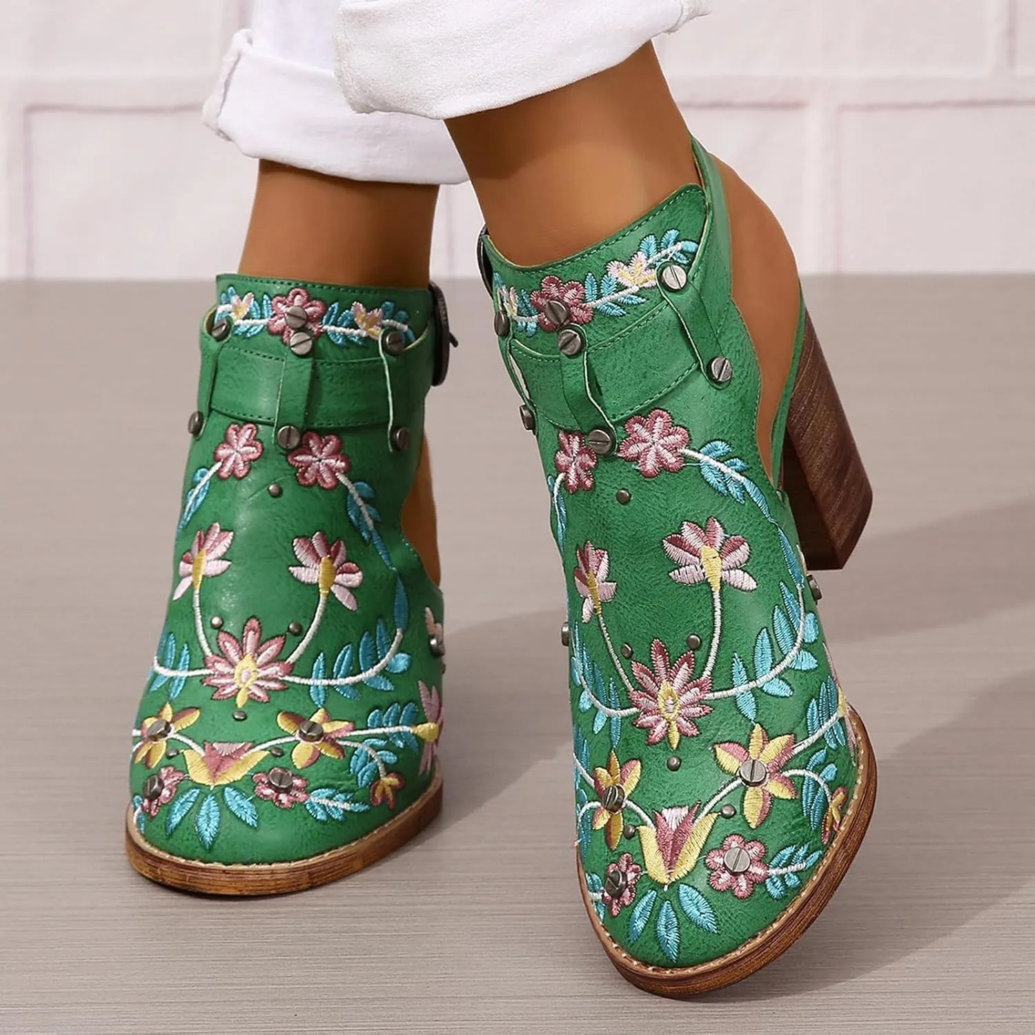 ZBYY Women Studded Chunky Block Heel Sandals Embroidered Ankle Strap Buckle Sandals Closed Toe Rivets Wedding Dress Shoes